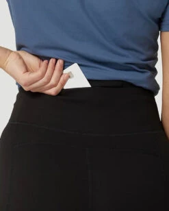 Wrangler Womens ATG Black Compression Leggings -Hey Dude Central P2519810 3 50976.1644334354