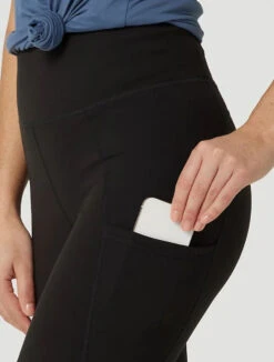 Wrangler Womens ATG Black Compression Leggings -Hey Dude Central P2519810 4 41464.1644334354