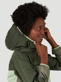 Wrangler Womens Olive ATG Windbreaker 9 Wrangler Womens Olive ATG Windbreaker -Hey Dude Central P2519835 4 24059.1650394165