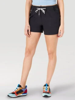 Wrangler Womens ATG Black Hydro Shorts
