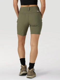 Wrangler Womens ATG FWDS Zip Pocket Shorts -Hey Dude Central P2520060 2 92785.1644335935