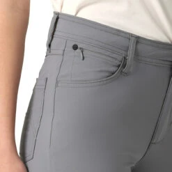 Wrangler ATG Womens Quiet Shade FWDS Skinny Pant -Hey Dude Central P2572110 4 00421.1664983290