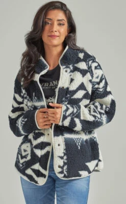 Wrangler Ladies Black And White Sherpa Jacket -Hey Dude Central P2785820 4 57901.1691172765