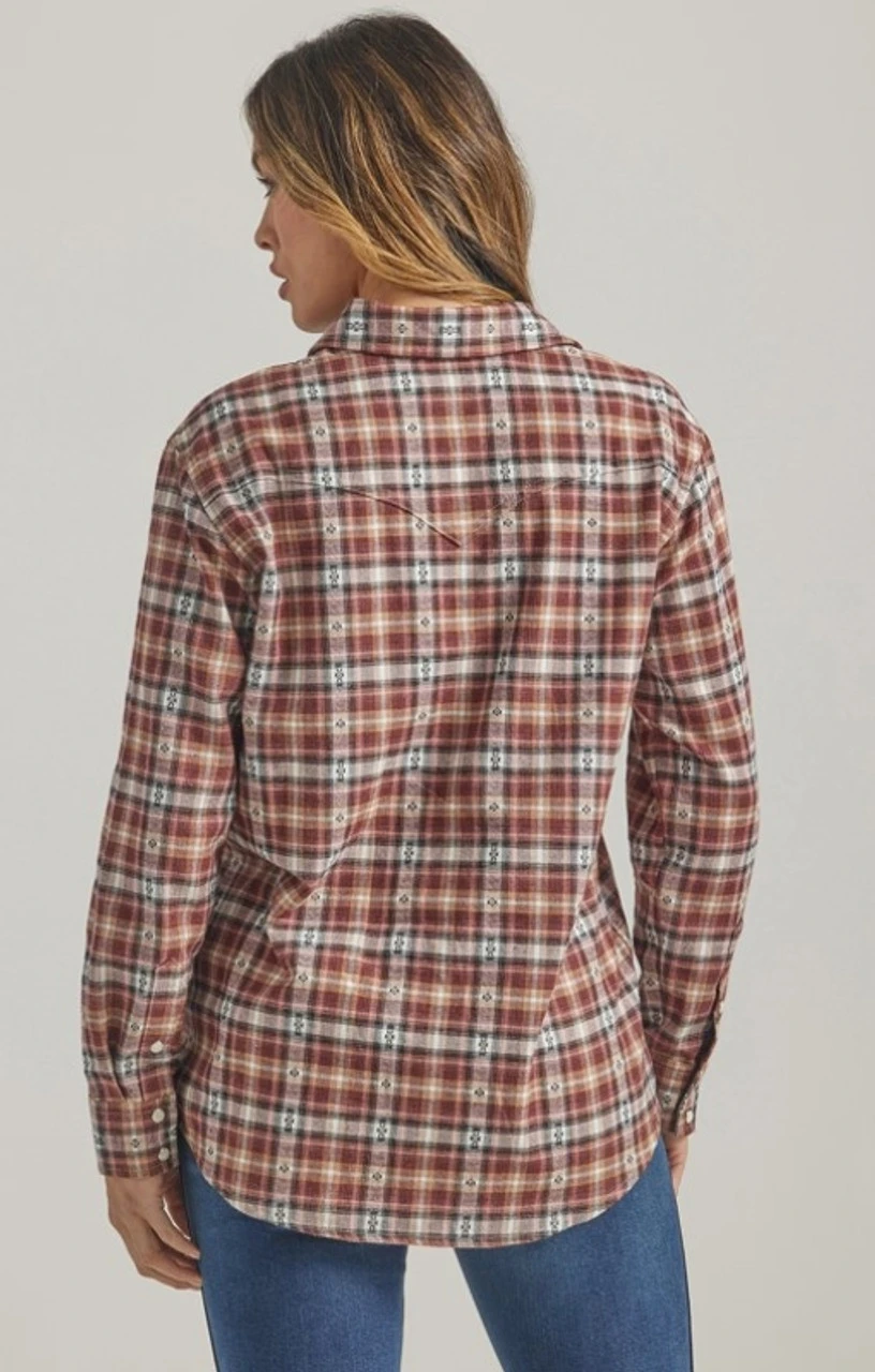 Wrangler Ladies Arganoil Western Boyfriend Shirt 5 Wrangler Ladies Arganoil Western Boyfriend Shirt - Image 3