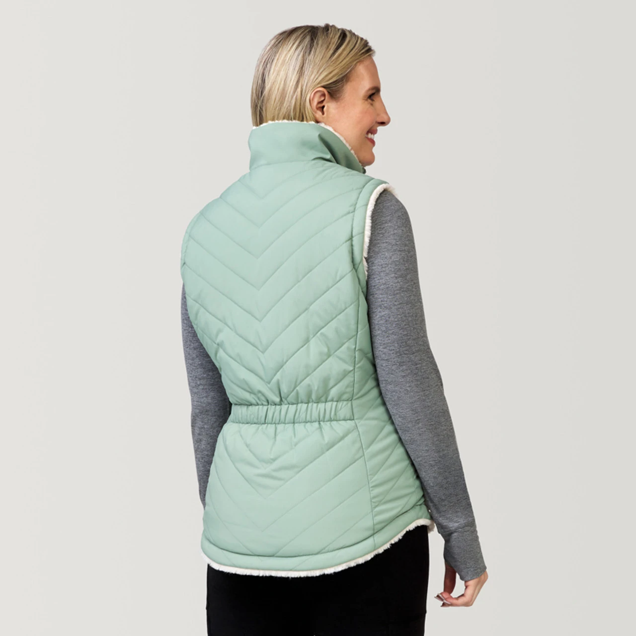 Free Country Women's Cloud Lite Reversible Vest 4 Free Country Women's Cloud Lite Reversible Vest - Image 2