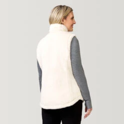 Free Country Women's Cloud Lite Reversible Vest 8 Free Country Women's Cloud Lite Reversible Vest -Hey Dude Central P2866125 3 45557.1692898181